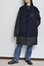 画像をギャラリービューアに読み込む, REMIX MELTON LAYER STADIUM JACKET(PRINT)/NAV/X/02