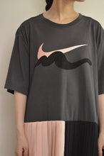 画像をギャラリービューアに読み込む, nyoroli TEE OP_BLK_01