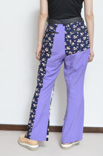 Load image into Gallery viewer, FLARED FLORAL PT 01 / ASS_C