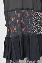 画像をギャラリービューアに読み込む, TIERED L/S T OP 01 / CHARCOAL_A