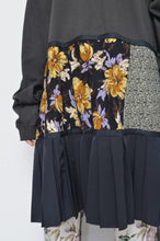 画像をギャラリービューアに読み込む, TIERED L/S T OP 01 / CHARCOAL_B