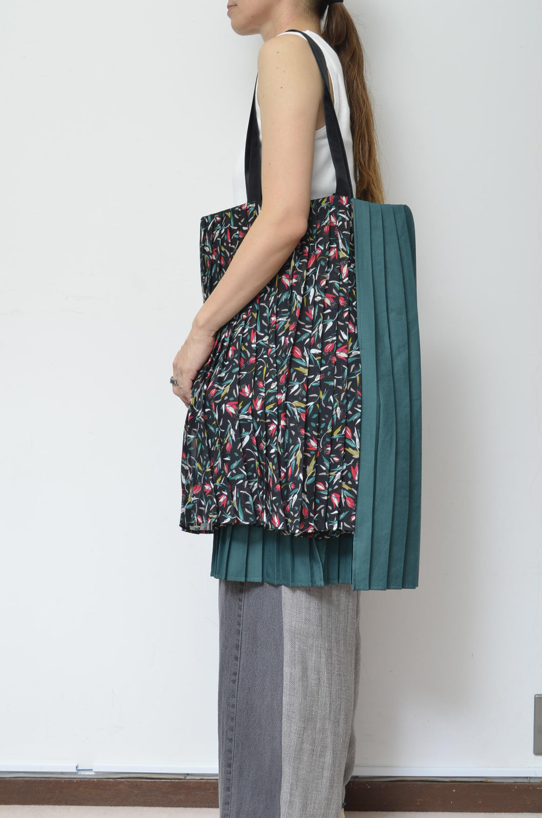 PLEATED BAG/LARGE_C