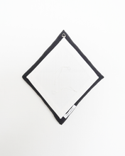 画像をギャラリービューアに読み込む, FABRIC RE:LIEF/FLOWER MOTHER
