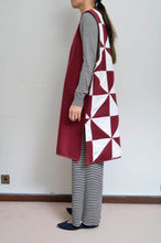 Load image into Gallery viewer, BGNDY SILK WOOL QUILTED PATCH LINER
