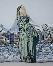 Load image into Gallery viewer, RUG CUSHION_ STATUE OF LIBERTY
