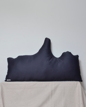 Load image into Gallery viewer, RUG CUSHION_ STATUE OF LIBERTY
