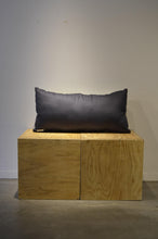 Load image into Gallery viewer, RUG CUSHION_GREEN CAT
