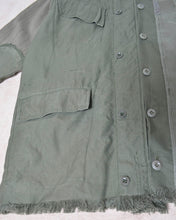 Load image into Gallery viewer, FRAGMENT MILITARY SHIRT (YIN &amp; YANG SLEEVE)/02 size_B
