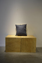 Load image into Gallery viewer, RUG CUSHION_YELLOW CAT
