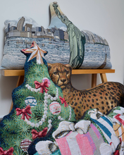 Load image into Gallery viewer, RUG CUSHION_Xmas TREE
