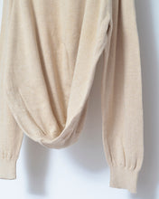 Load image into Gallery viewer, Knit hood wrap_B
