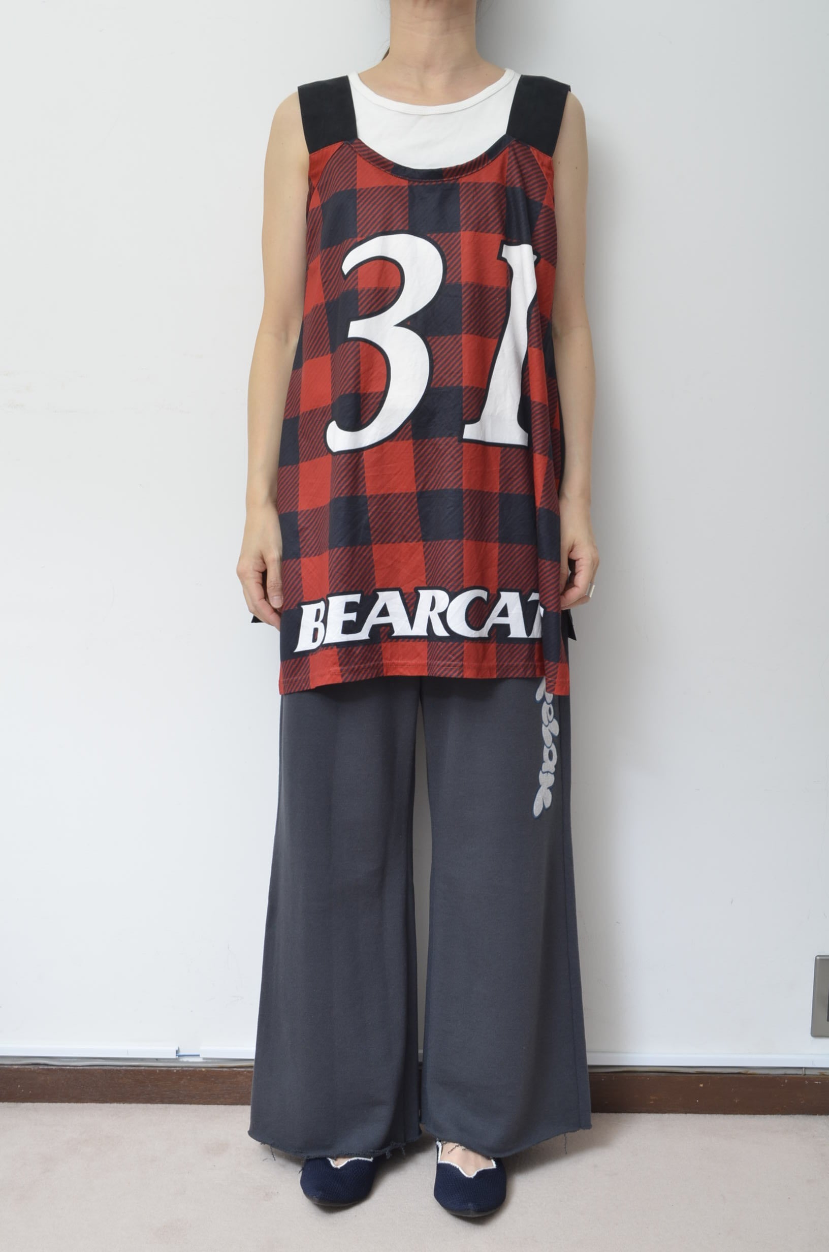 YEAH RIGHT!! / here OFFICIAL SITE – here/YEAH RIGHT!!