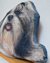 画像をギャラリービューアに読み込む, RUG CUSHION_Shih Tzu
