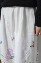 Load image into Gallery viewer, TABLE CLOTH WIDE PT/COL/01size_Q
