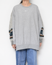 Load image into Gallery viewer, Sweat × knit switch pullover_H
