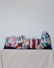 Load image into Gallery viewer, RUG CUSHION_ PRESENTS
