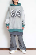 画像をギャラリービューアに読み込む, your right things in 代官山 蔦屋書店 出品中〜11/3まで:TWO-TONE HOODIE_BLUE/GREEN print/02 size
