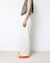 画像をギャラリービューアに読み込む, [27SS 予約アイテム] Tencel Wide Tuck Pants
