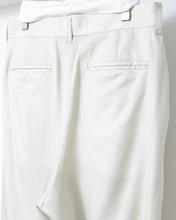 画像をギャラリービューアに読み込む, [27SS 予約アイテム] Tencel Wide Tuck Pants
