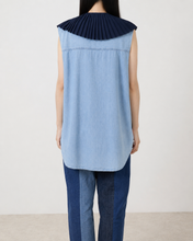 Load image into Gallery viewer, PLEATED COLLAR SLEEVELESS SHIRT_D
