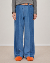 Load image into Gallery viewer, PANEL DENIM SLACKS / 02 size B
