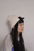 Load image into Gallery viewer, KNIT ADJUST CAP/OFF WHITE
